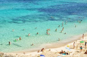 Was man für einen Tag am Strand einpacken sollte