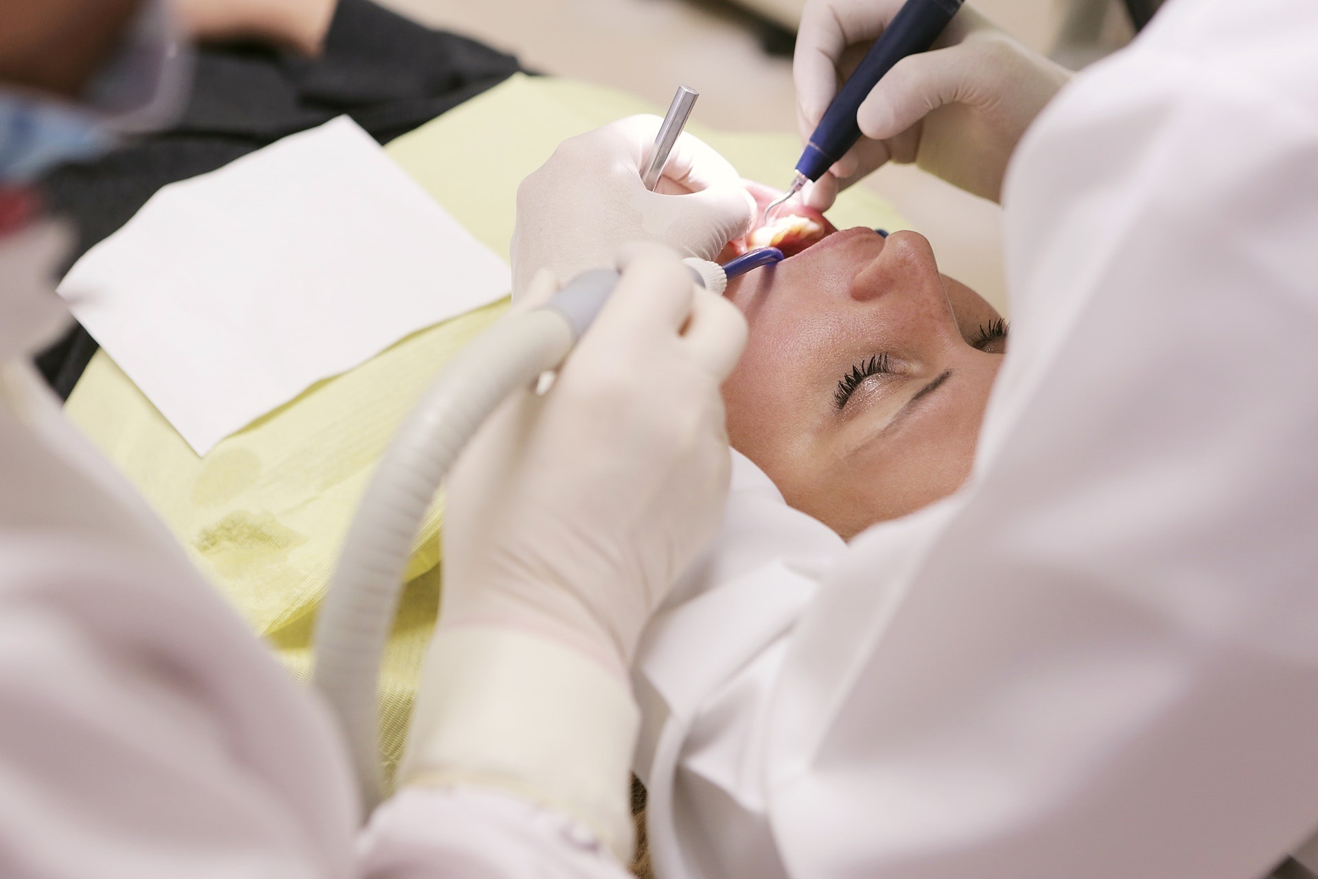 Warum die professionelle Zahnreinigung so wichtig ist
